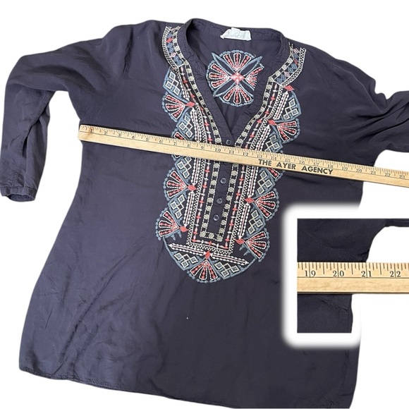 Luna Moon Anthropologie Embroidered Blouse Size Large Tunic Top Gray Boho - Picture 7 of 9